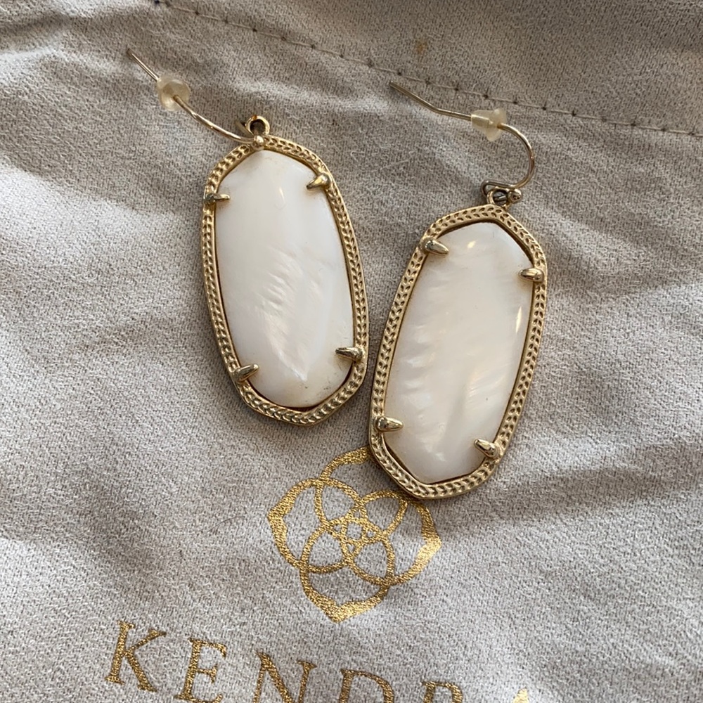 Kendra Scott classic earrings